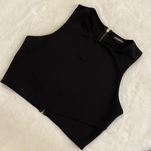 cropped tank top